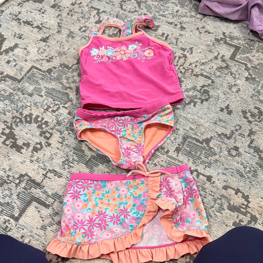 ZeroXposur Pink Floral Tankini Set with Ruffle Skirt